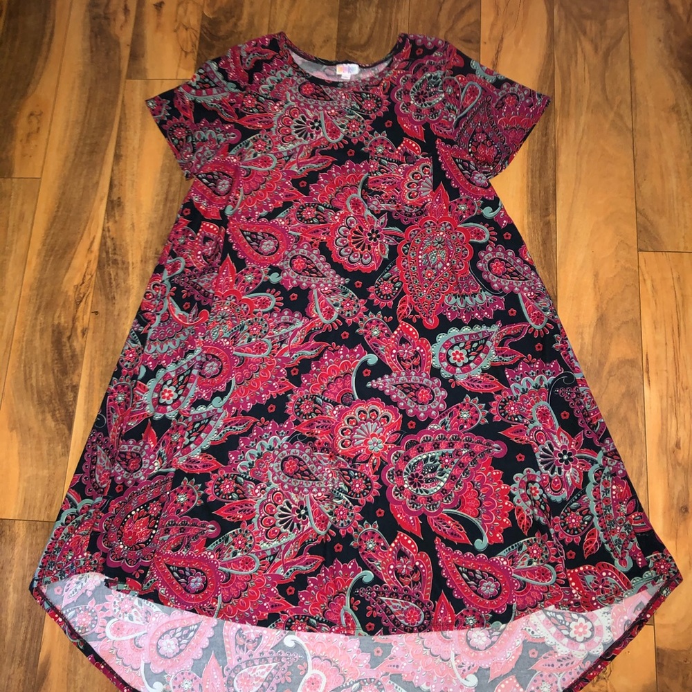 Sz L Carly by LulaRoe